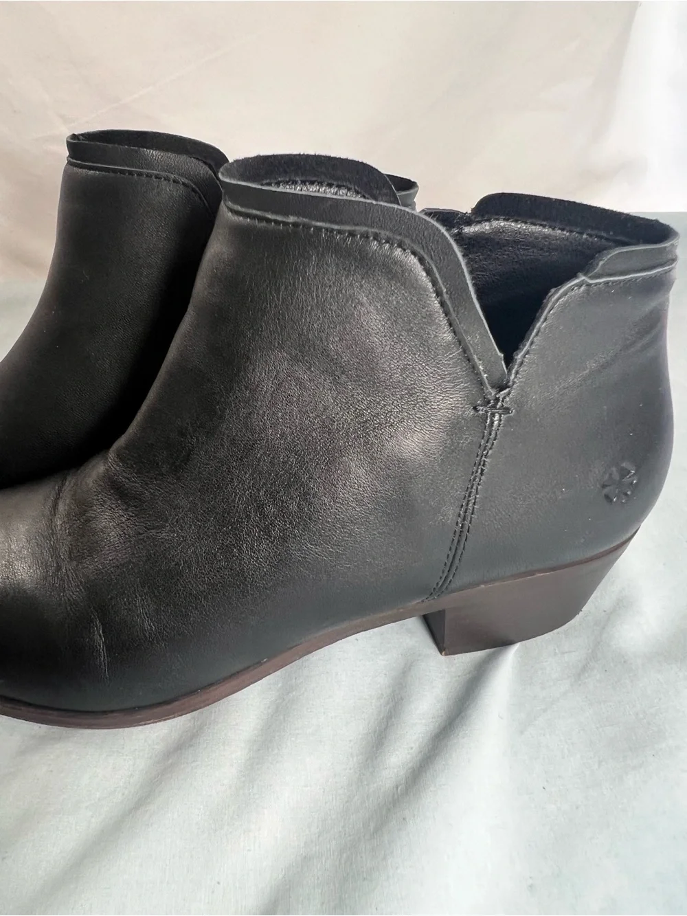 Women’s Black Leather Ankle Boots - Sleek Zip Closure